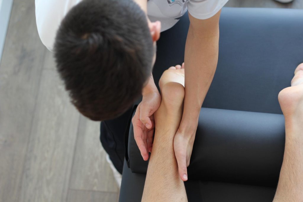 A Guide to Physical Therapy for Foot and Ankle Pain - CityPT